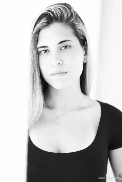 Núria Solà Frigola — pola 1
